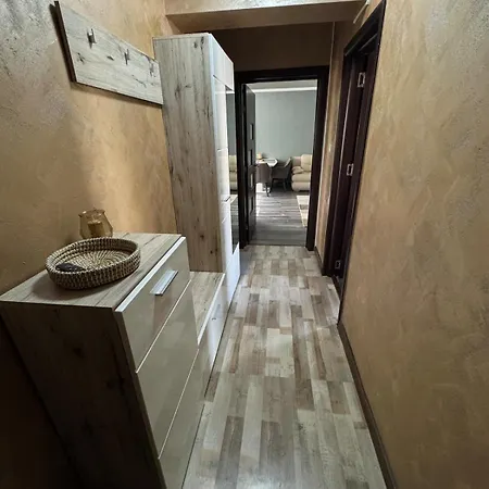 Διαμέρισμα Charming Seaside In